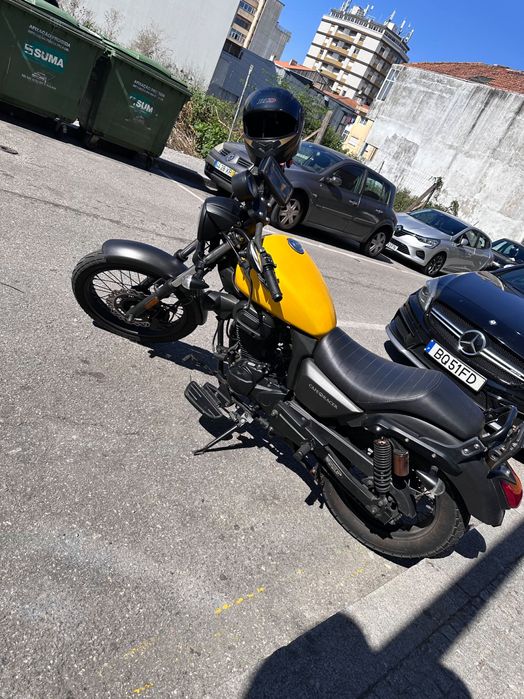 Moto vortex café fazer 125cc