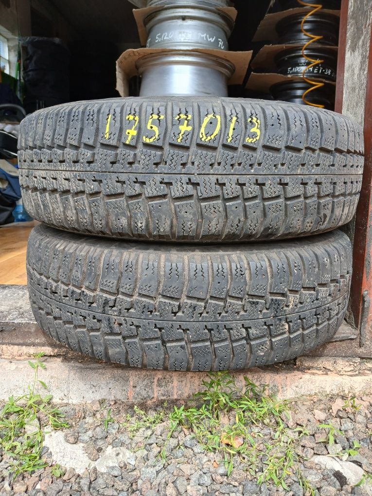 Резина пара 175 70 13 Pirelli в состоянии новых цена за штуку