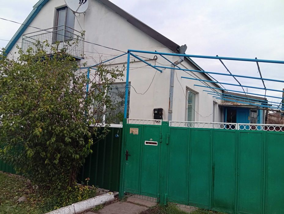 Продам частный Дом в Синельниово,  Днепр. обл.