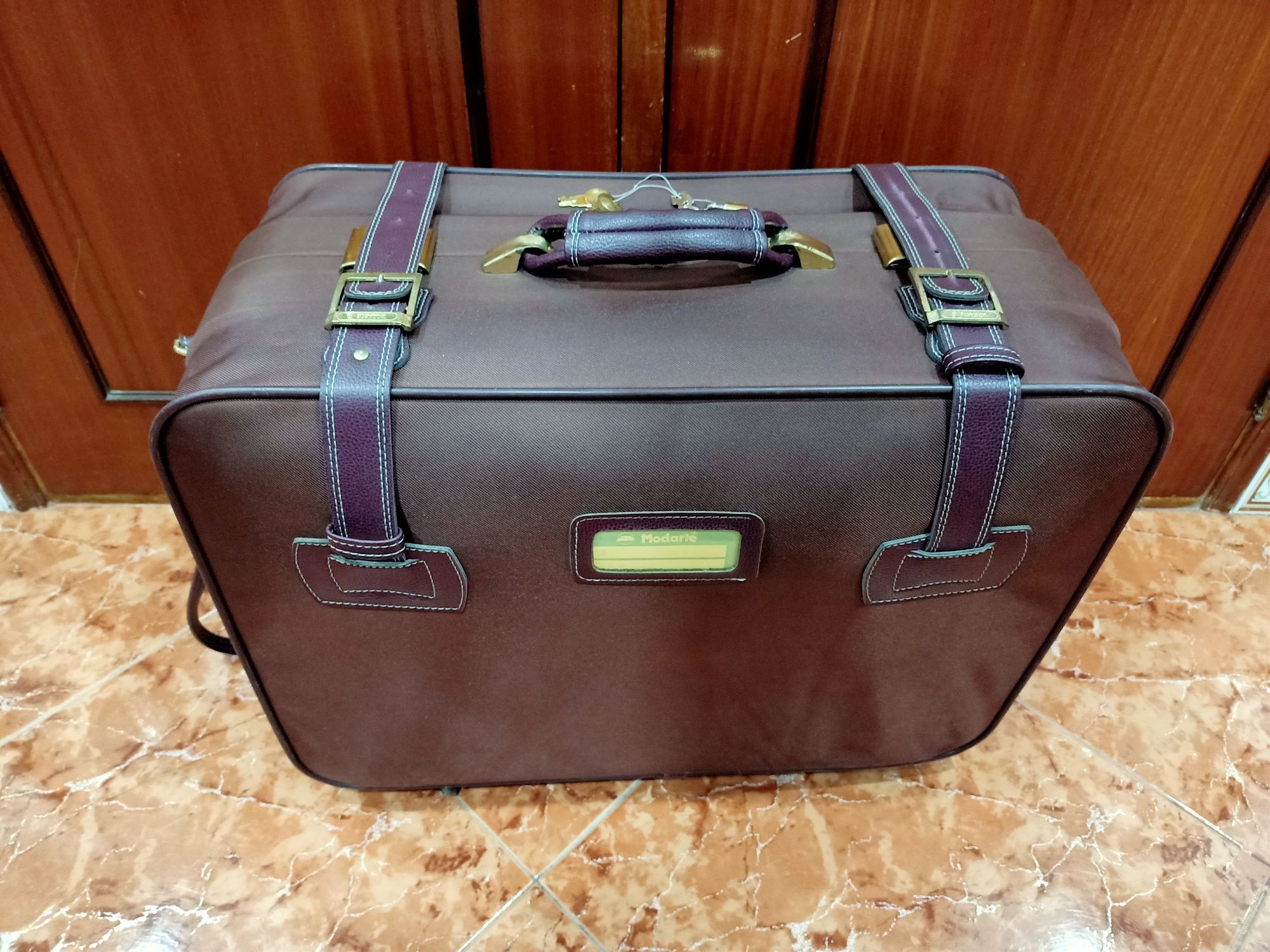 Mala malas de porão até 23 kg viagem casa quarto apartamento vivenda.