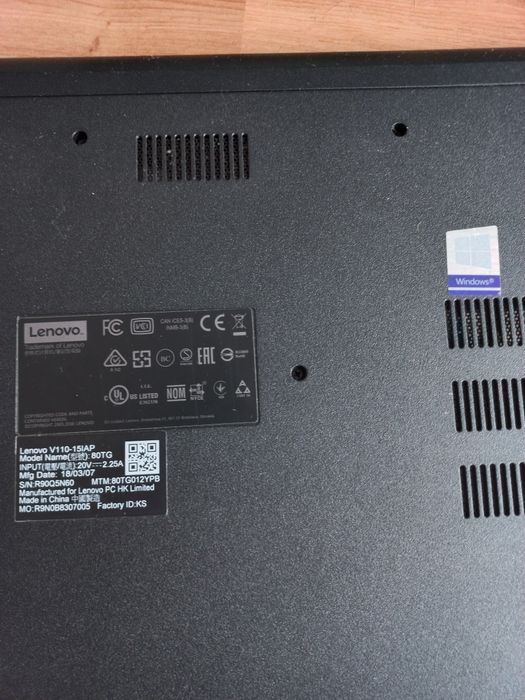 Laptop Lenovo V110-15IAP