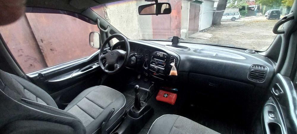 Продам HYUNDAI H200