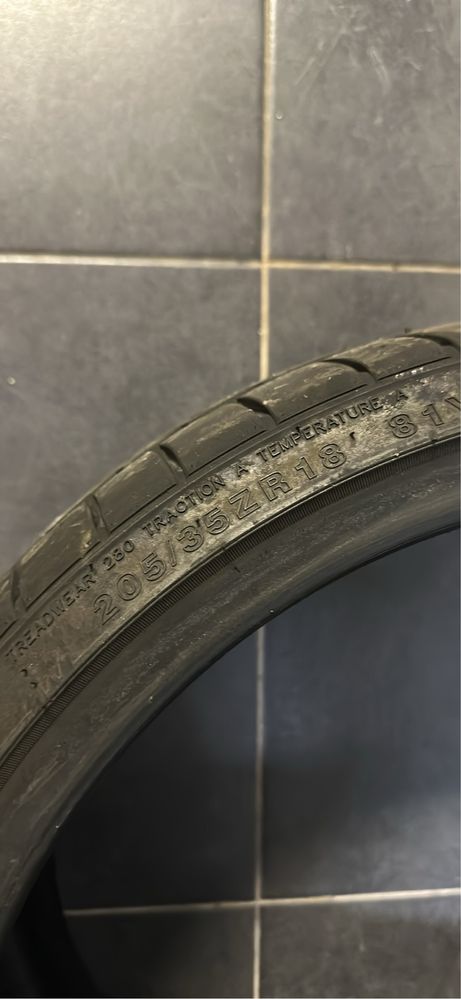 Pneus 205/35/18 como novos