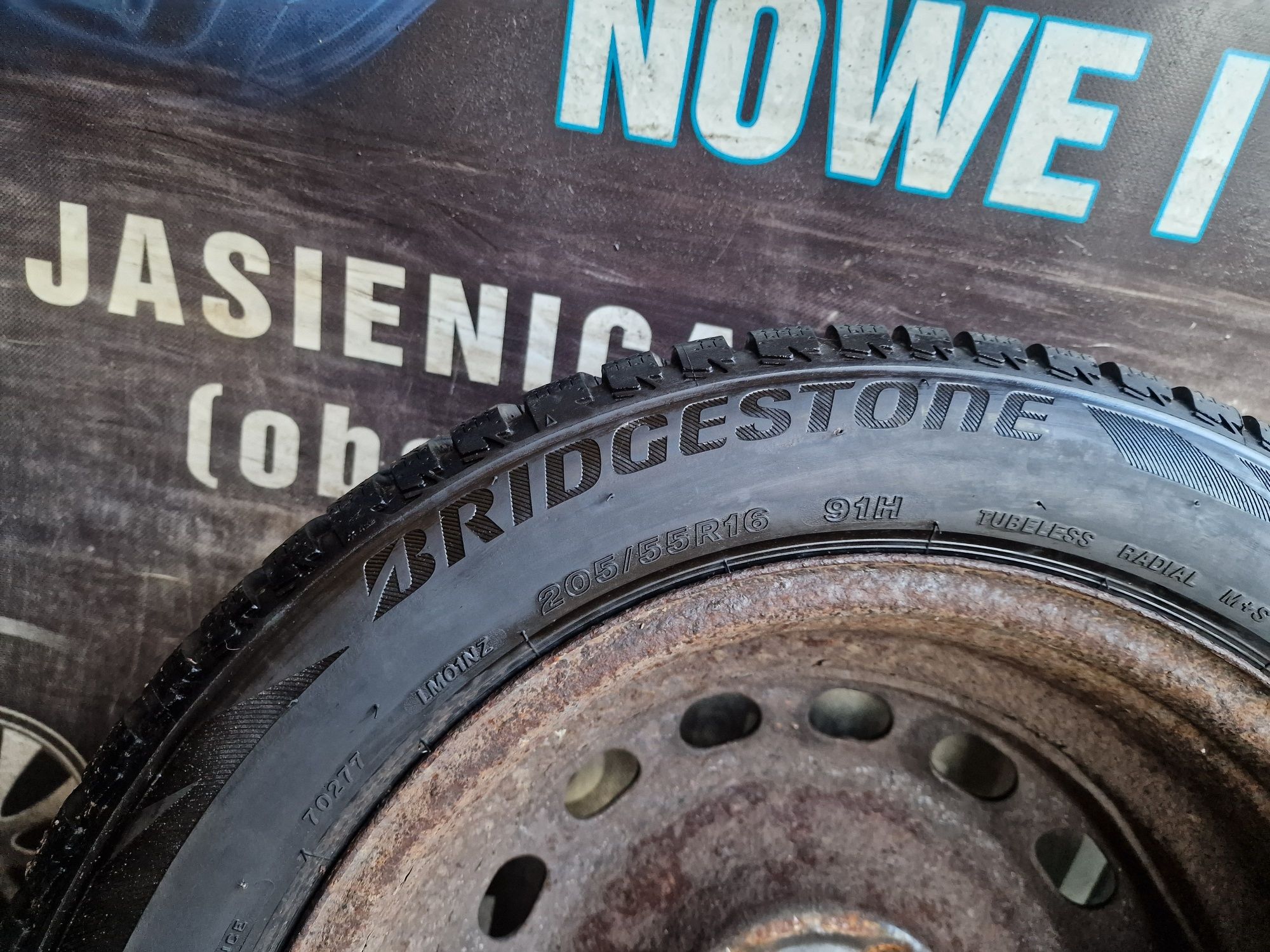 Opona zimowa 205/55/16 Bridgestone Blizzak LM001 pojedyncza 6.5mm