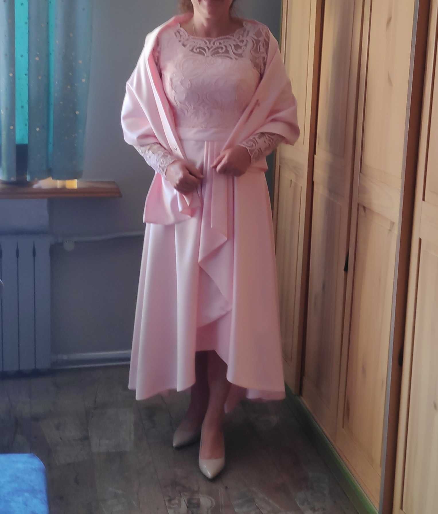 Nowa, różowa, satynowa suknia z szalem, szyta na miarę, rozmiar M/L