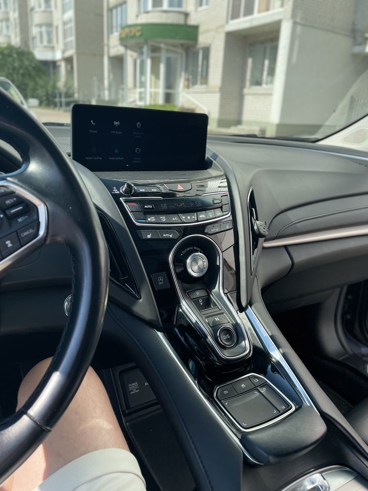 Машина Acura rdx 2020