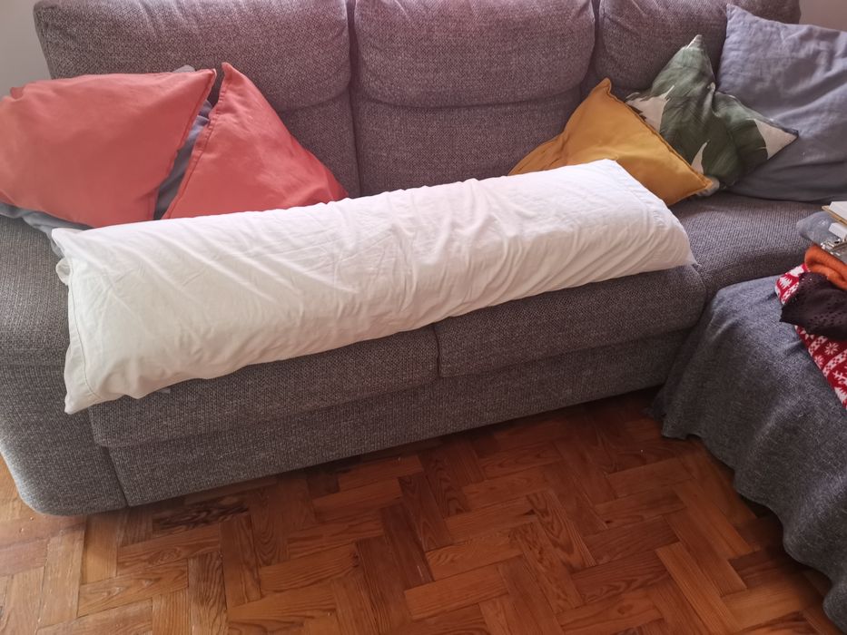 Almofada comprida zara home