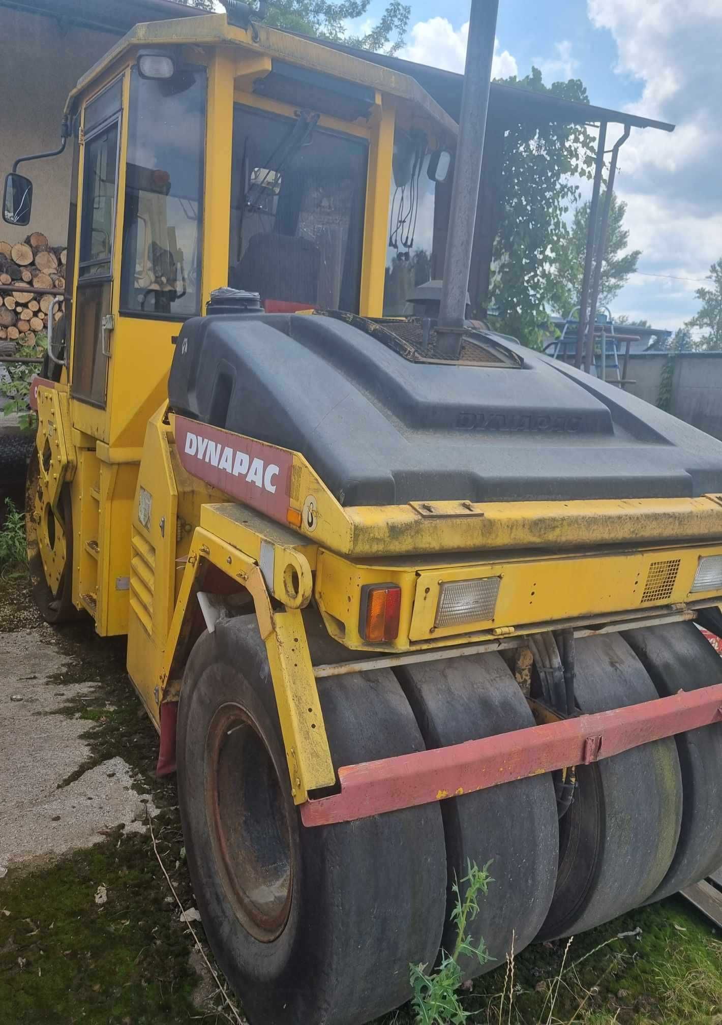 Walec drogowy Dynapac CC232C