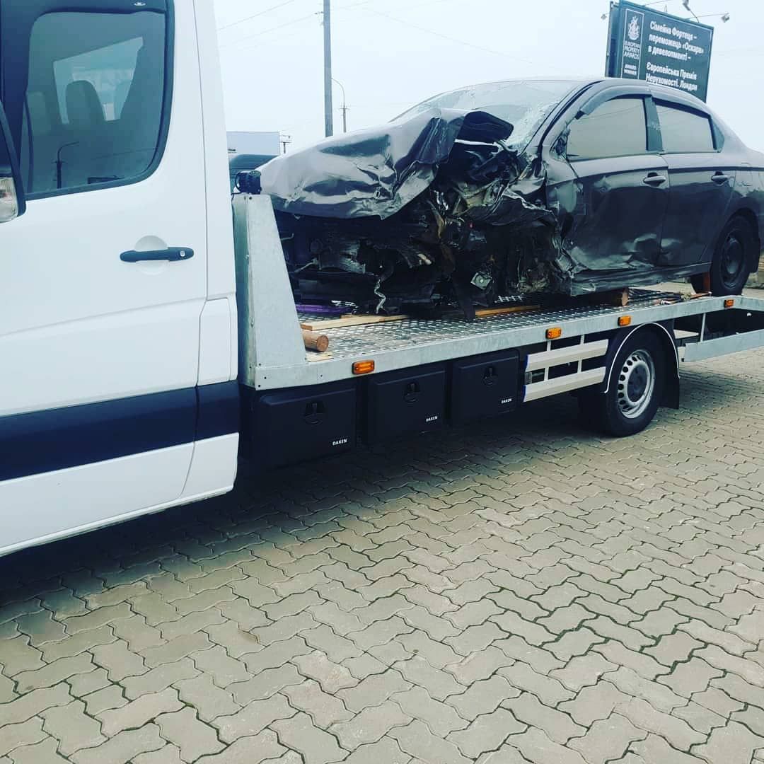 Евакуатор Здолбунів Автовоз Лафета Лавета Эвакуатор