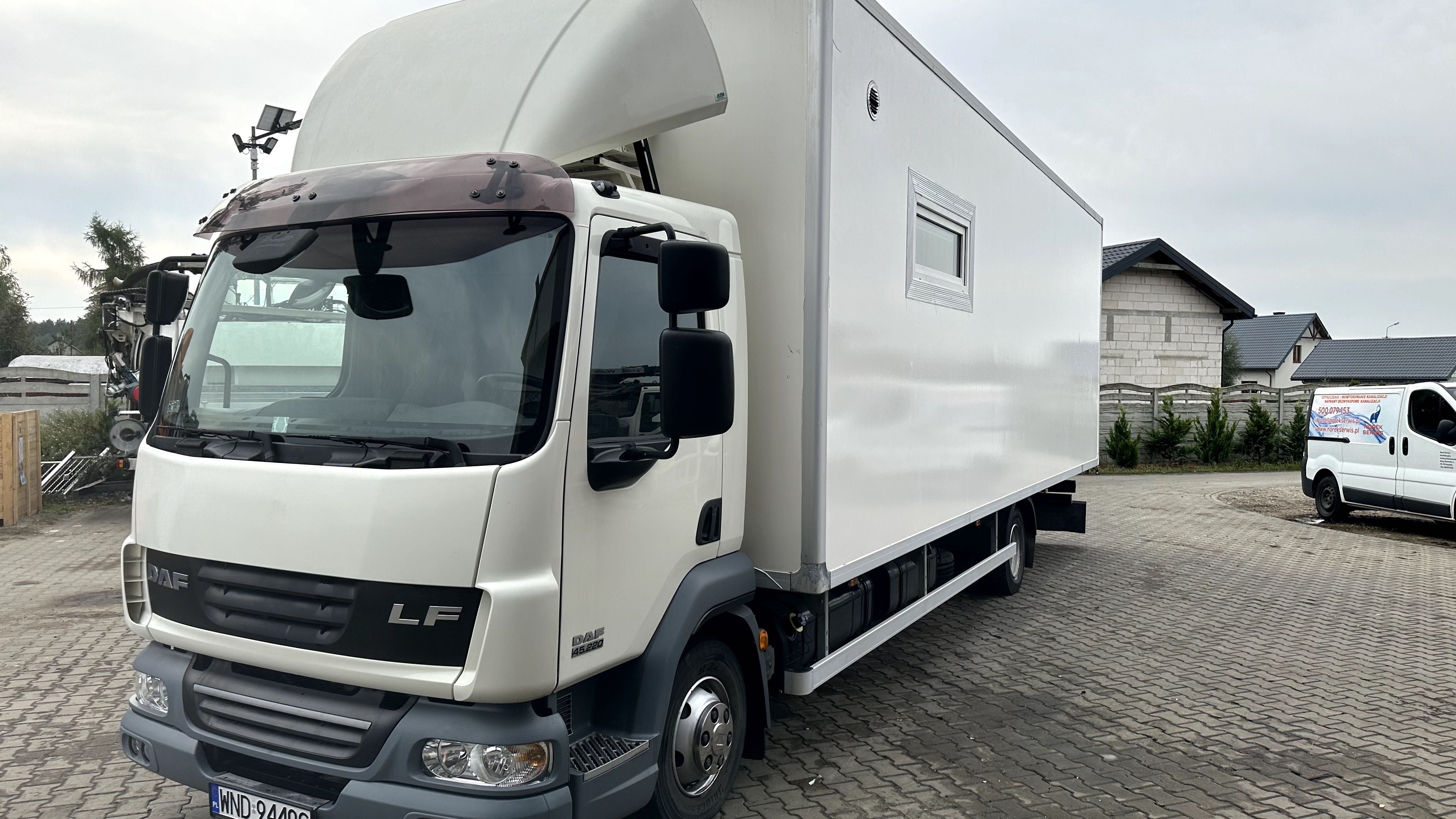 DAF LF z zabudową, specjalny, 2008 rok, 14 000km przebiegu, pod kamper