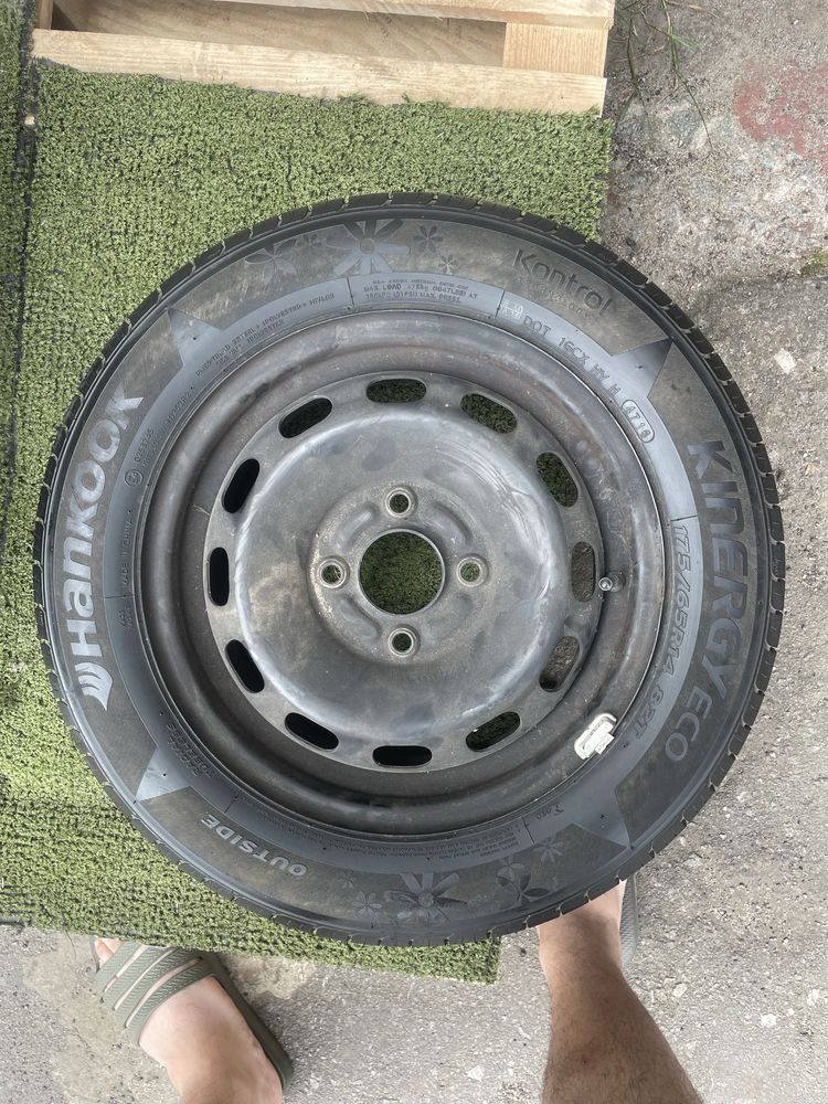 Диски 4/100 шини 175/65/14 Hankook