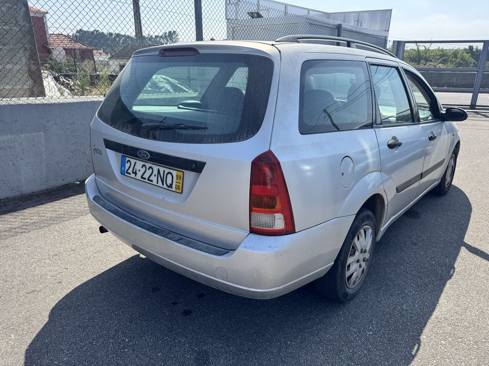 Ford Focus 1.6i Gasolina