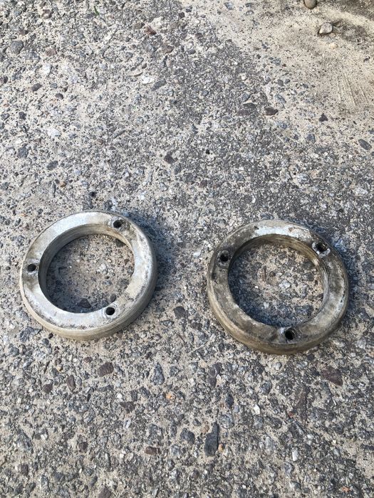 Проставки до бмв на стойки