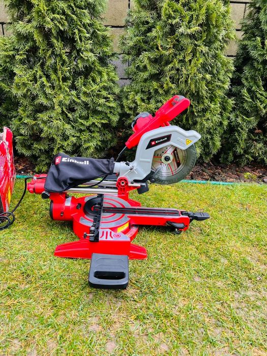 Пила Торцювальна з протяжкою Einhell TC-SM 216