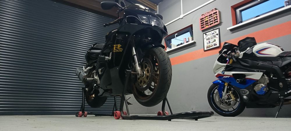 Suzuki GSX-R 750 na wtrysku