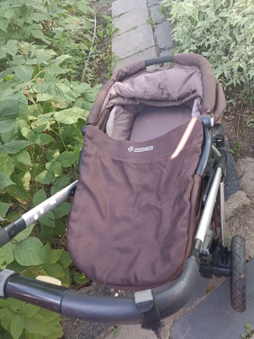 Продам дитячу коляску Maksi Corsi
