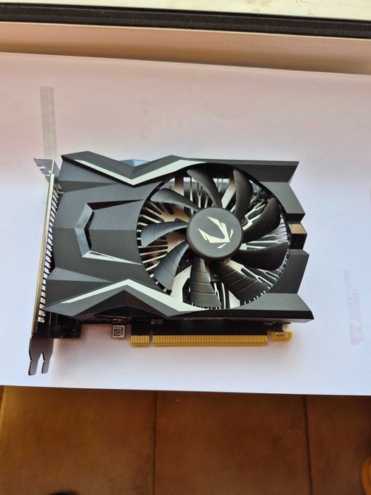 CL# - ZOTAC GAMING GeForce GTX 1650 OC 4Gb Como nova