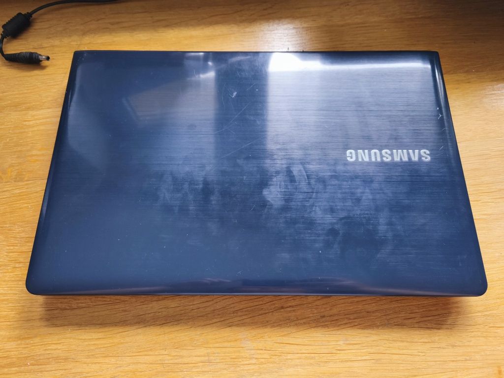 Samsung ATIV Book 2