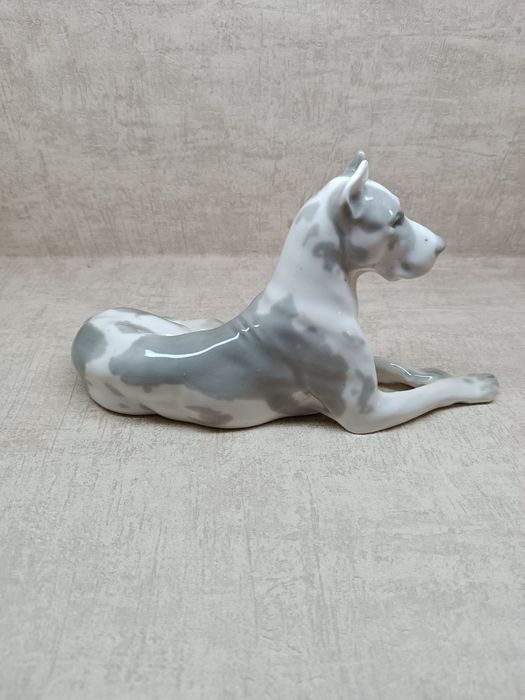 Porcelanowa figurka dog niemieckiego, Łomonosow, LFZ.