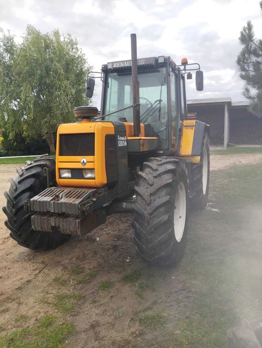 Ciagnik Renault 120.54