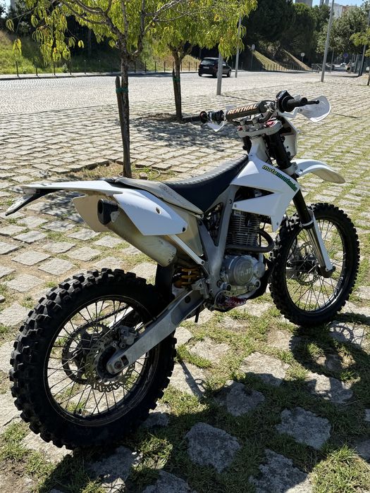 AJP PR4 240 Enduro 2014