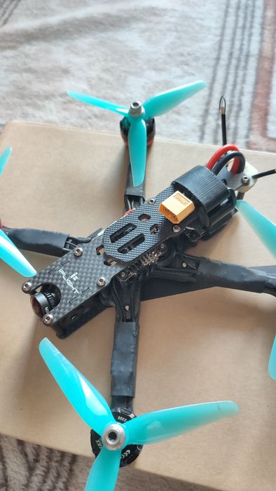 Квадрокоптер фрістайловий 5 дюймів