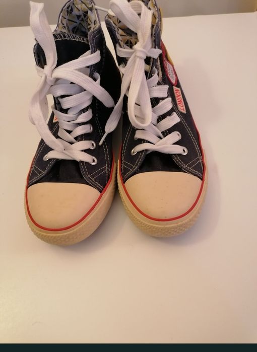 Sapatilhas de cano alto Tam. 37