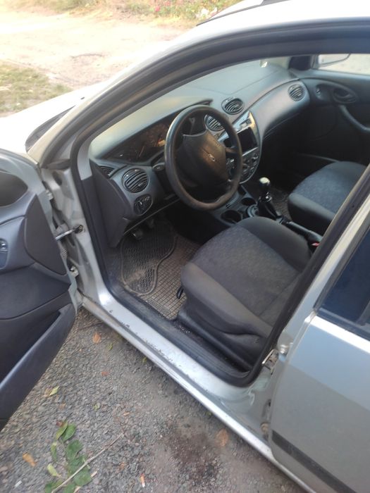 Ford focus 1 (2002)