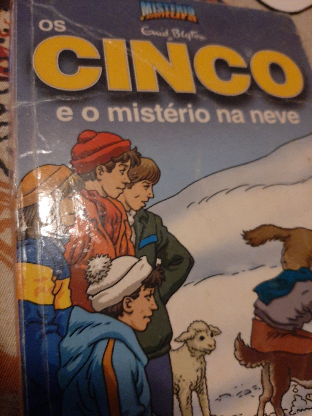 O Clube das Chaves Entra em Ação-Livro1 +Os Cinco e o Mistério da Neve