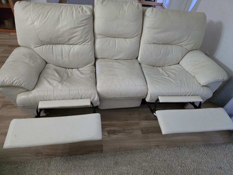 2 Sofás com relex (3 e 2 lugares)