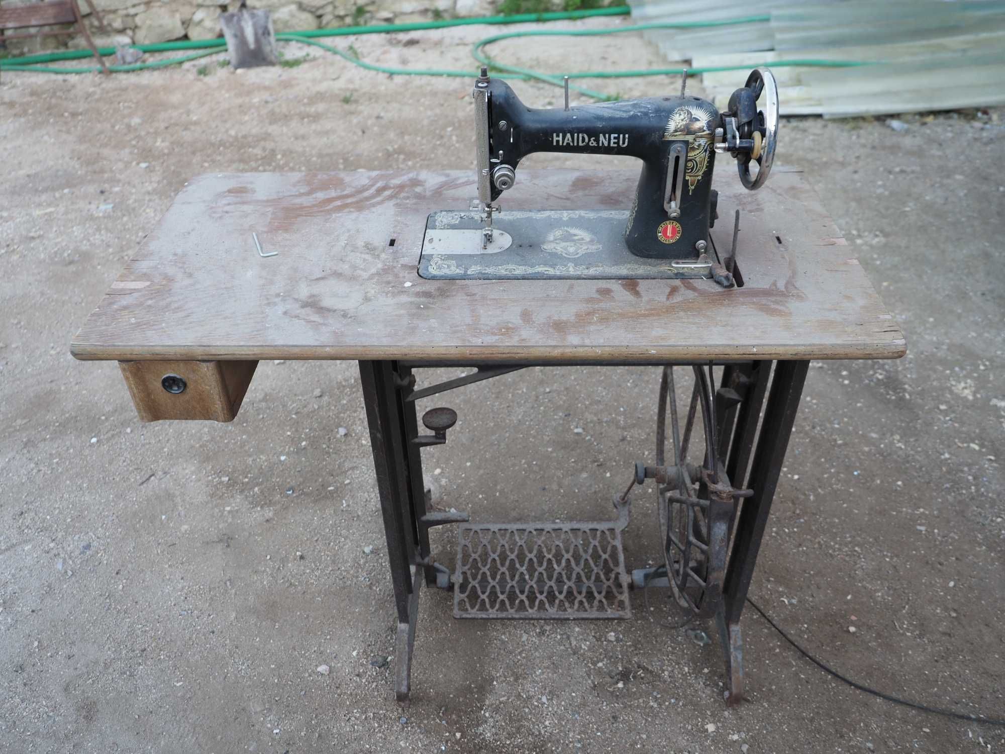 Maquina de costura antiga - Haid & Neu