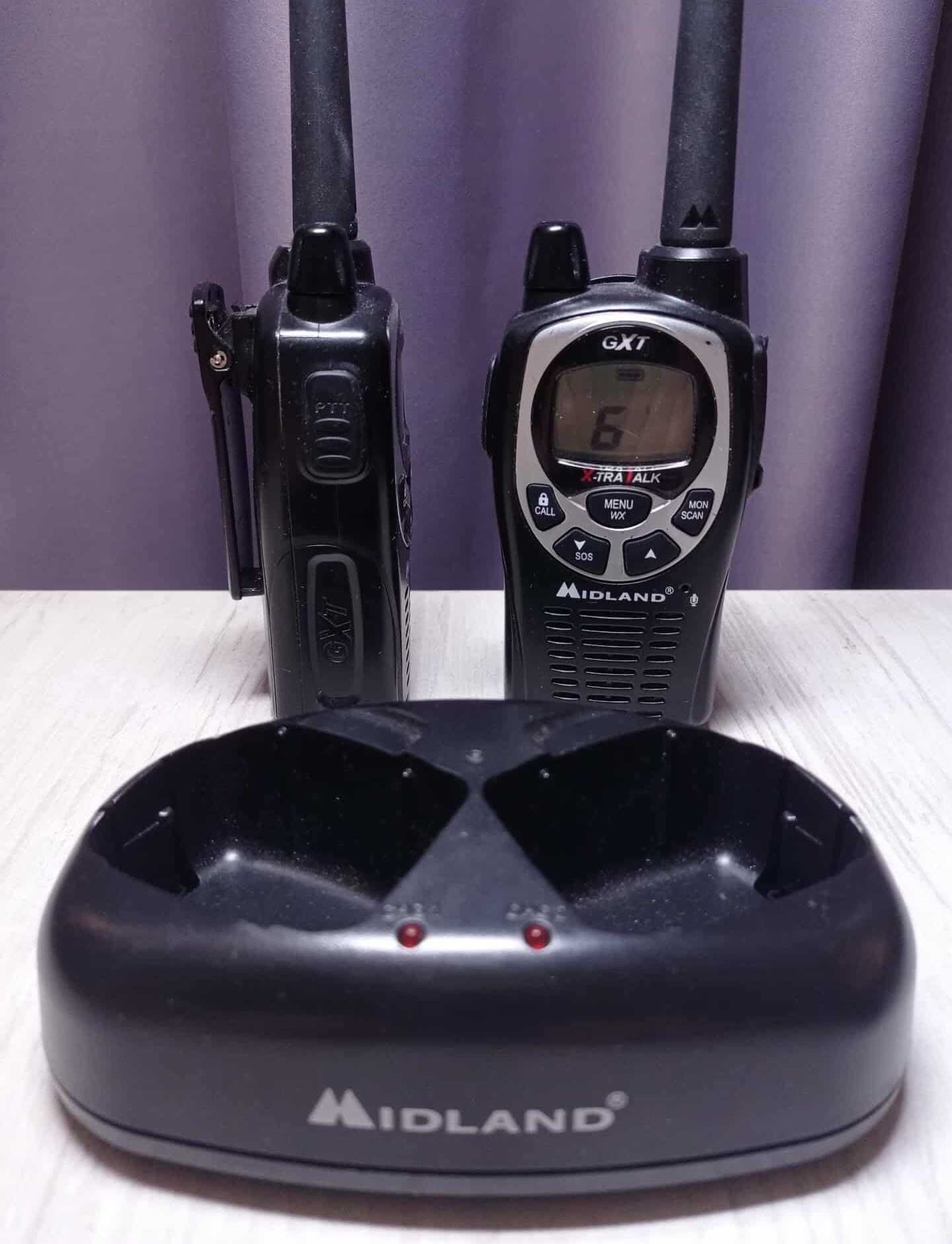 Радиостанция (рация) дальнего  действия Midland GXT 1000.