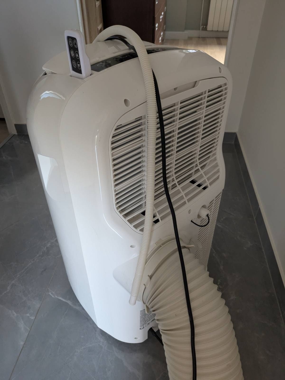 Klimatyzator przenośny Blyss WAP-07EC35H – stan idealny, mało używany
