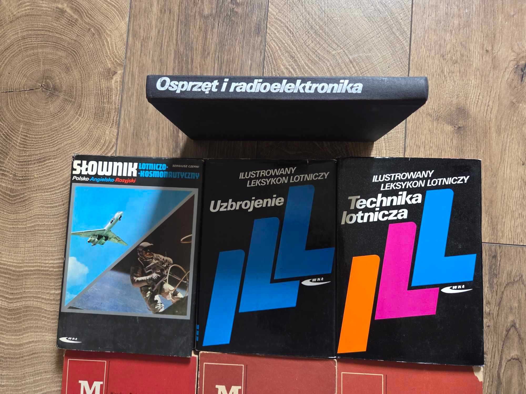 Zestaw 7 książek o tematyce lotniczej