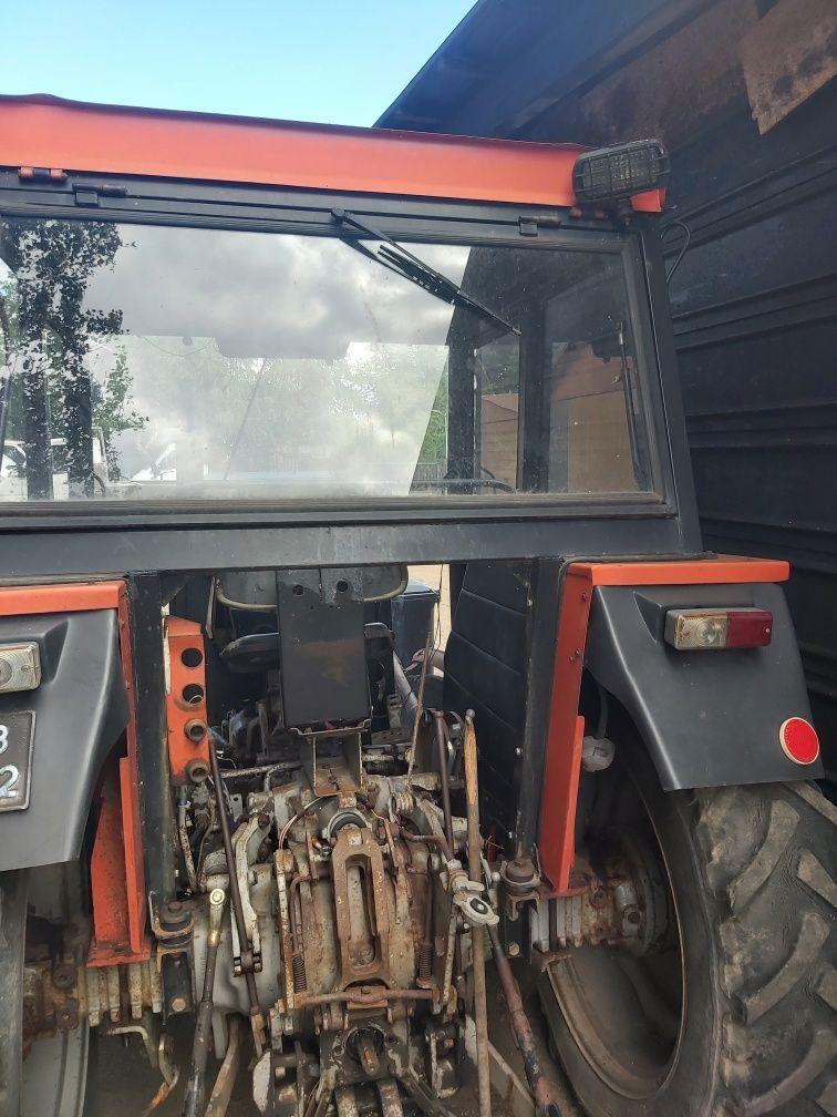 Ursus mf 255 inne kabina