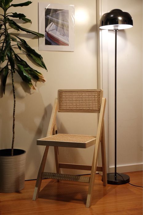 Cadeira dobravel em palhinha