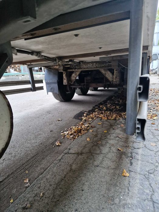 Напівпричіп рефрижератор Lamberet LVFS 1998 року