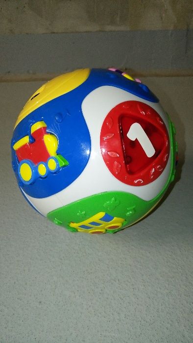 Piłka interaktywna, zabawka dla malucha
