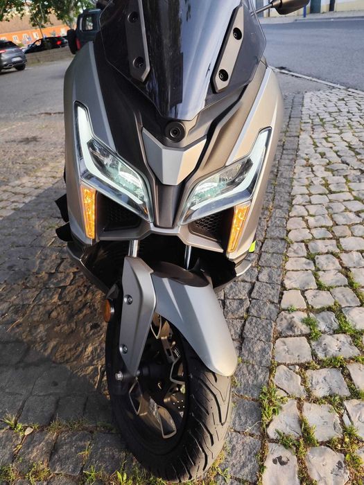 Scooter Voge Sr1 como nova