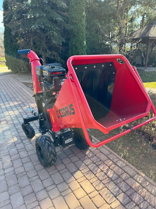 Wynajem sprzęt ogrodniczego wertykulator glebogryzarka rębak wiertnica