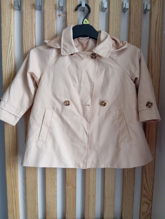 Плащ для дівчинки