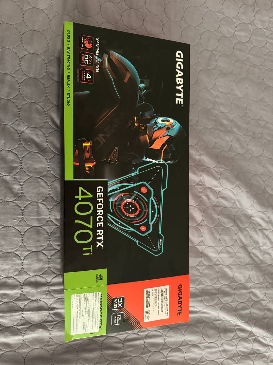 Продаю потужну відеокарту Gigabyte RTX 4070 Ti OC 12GB Gaming