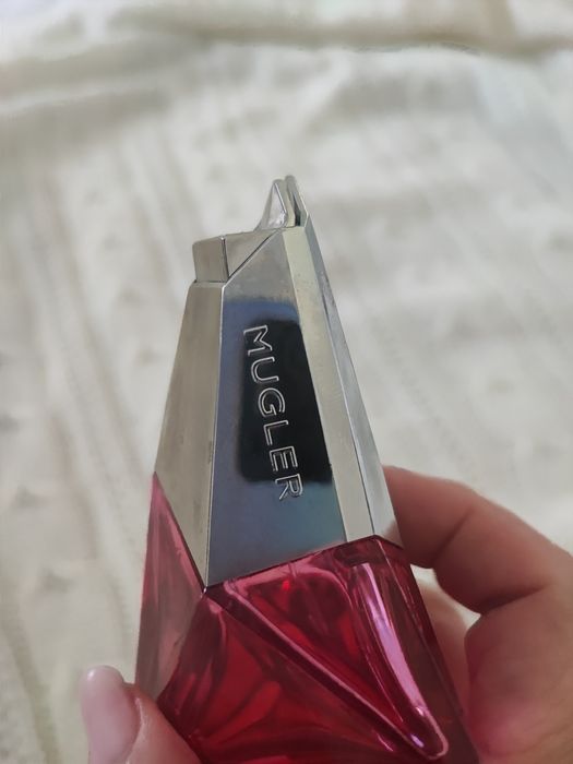 Mugler Angel Nova butelka 50 ml użyte ok 15-20 ml