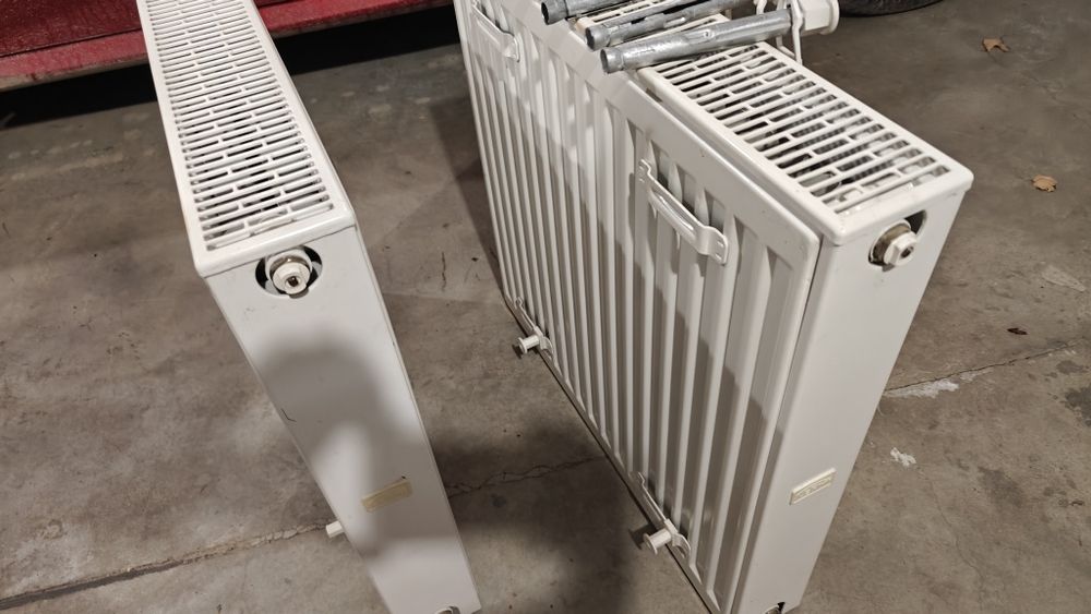 NieKaloryfer grzejnik 60x60x100 2 szt zasilanie dolne prawe