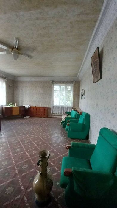 Продам дом на два входа с участком, центр село Усатово/10км от  Одессы