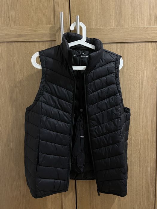 Czarny bezrękawnik puchowy damski Sinsay XL