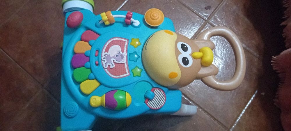 Andarilho / mesa de atividades 3 em 1