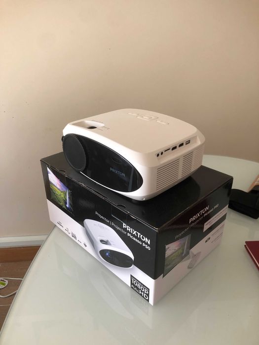 Projetor PRIXTON Picasso Wi-Fi — 9000 lúmens, Full HD (1920×1080)