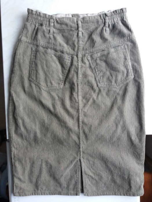 Юбка вельветовая фирмы "C&A", р.XL