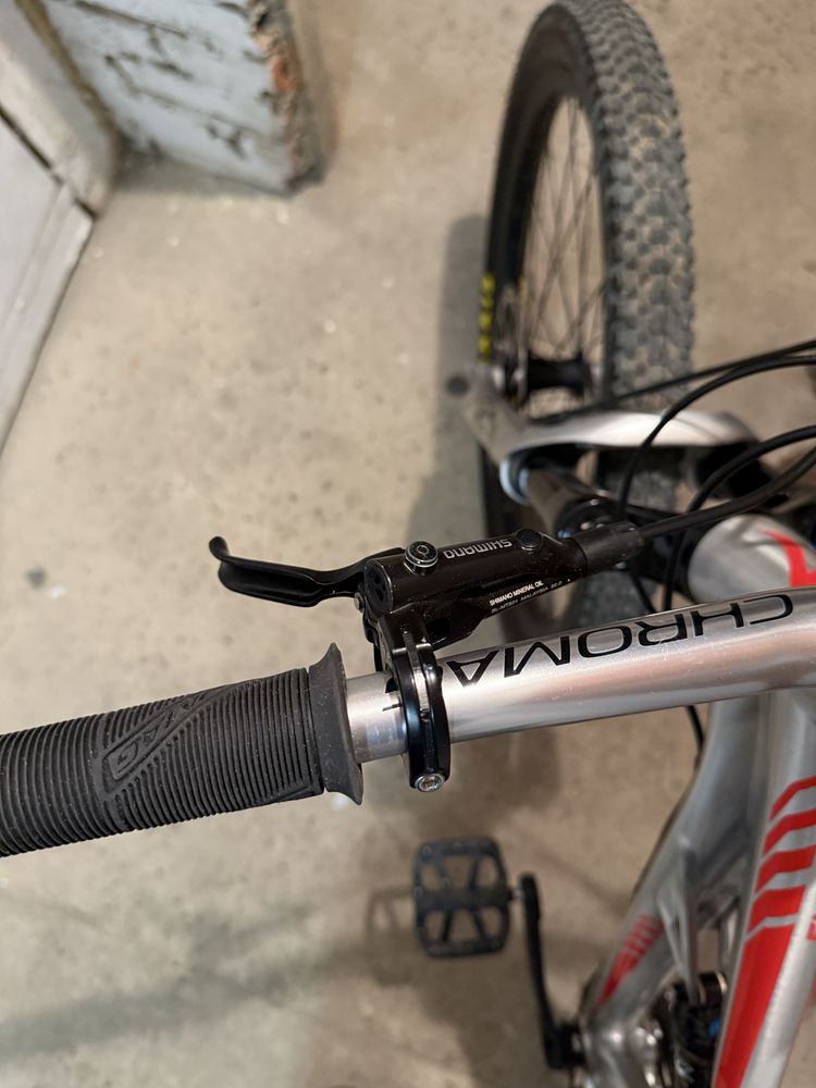 hamulec shimano BL-MT501 4 tłoczki przod